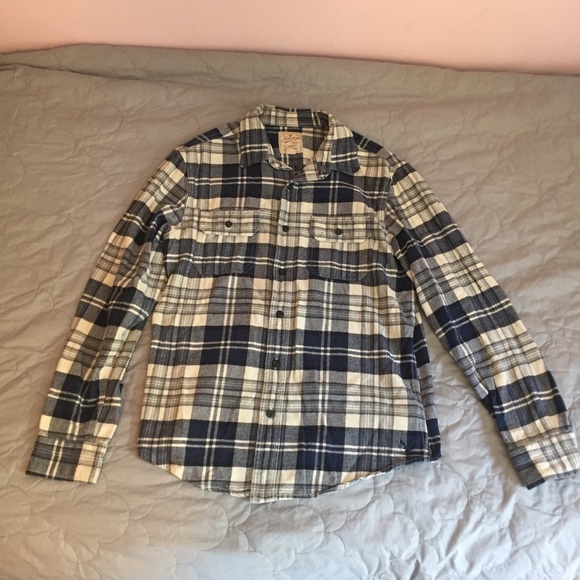 American Eagle Outfitters Other - AEO Flannel Button Down